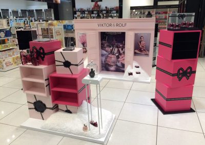 Viktor & Rolf Flower Bomb – Retail Display